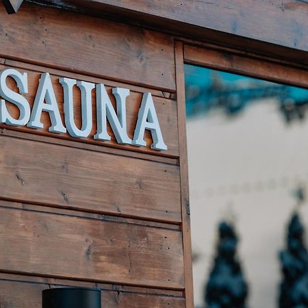 Apartamenty Grand Tatry - Sauna I Jacuzzi Wliczone W Cene Pobytu - 10 Minut Pieszo Od Term Bania ביאלקה טטרנסקה מראה חיצוני תמונה