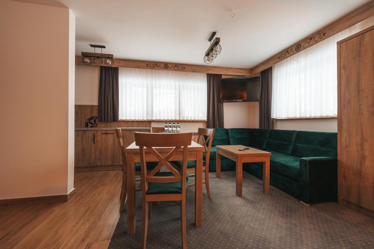 Apartamenty Grand Tatry - Sauna I Jacuzzi Wliczone W Cene Pobytu - 10 Minut Pieszo Od Term Bania ביאלקה טטרנסקה מראה חיצוני תמונה