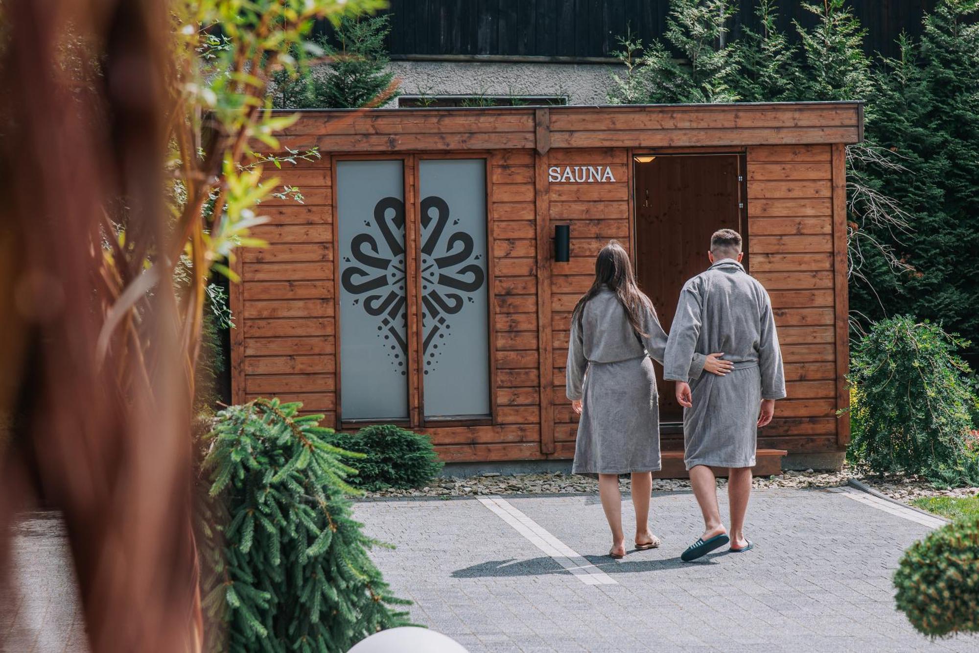 Apartamenty Grand Tatry - Sauna I Jacuzzi Wliczone W Cene Pobytu - 10 Minut Pieszo Od Term Bania ביאלקה טטרנסקה מראה חיצוני תמונה